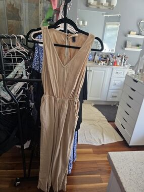 Universal Thread Tan Cutout Back Wide-Leg Jumpsuit